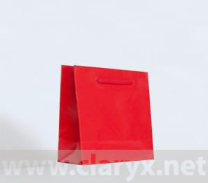 Red laminated bags 16+7x15 cm